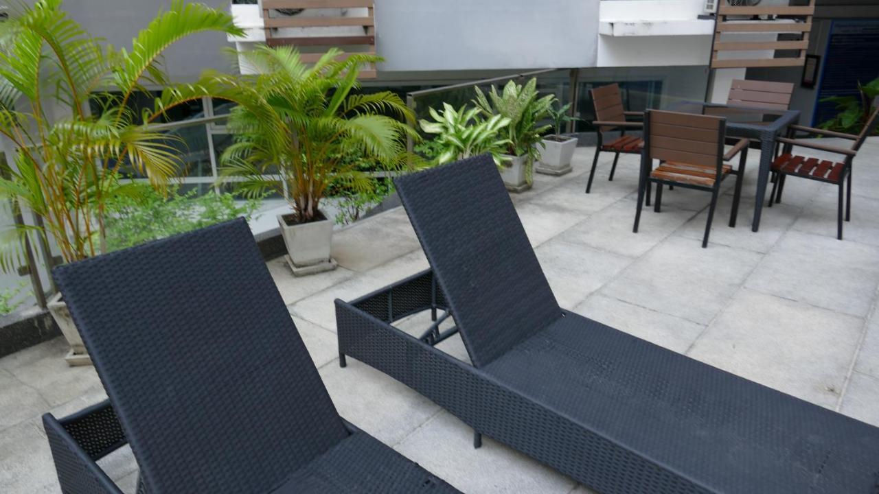 Sundowner Sukhumvit Apartment Bangkok Exterior photo